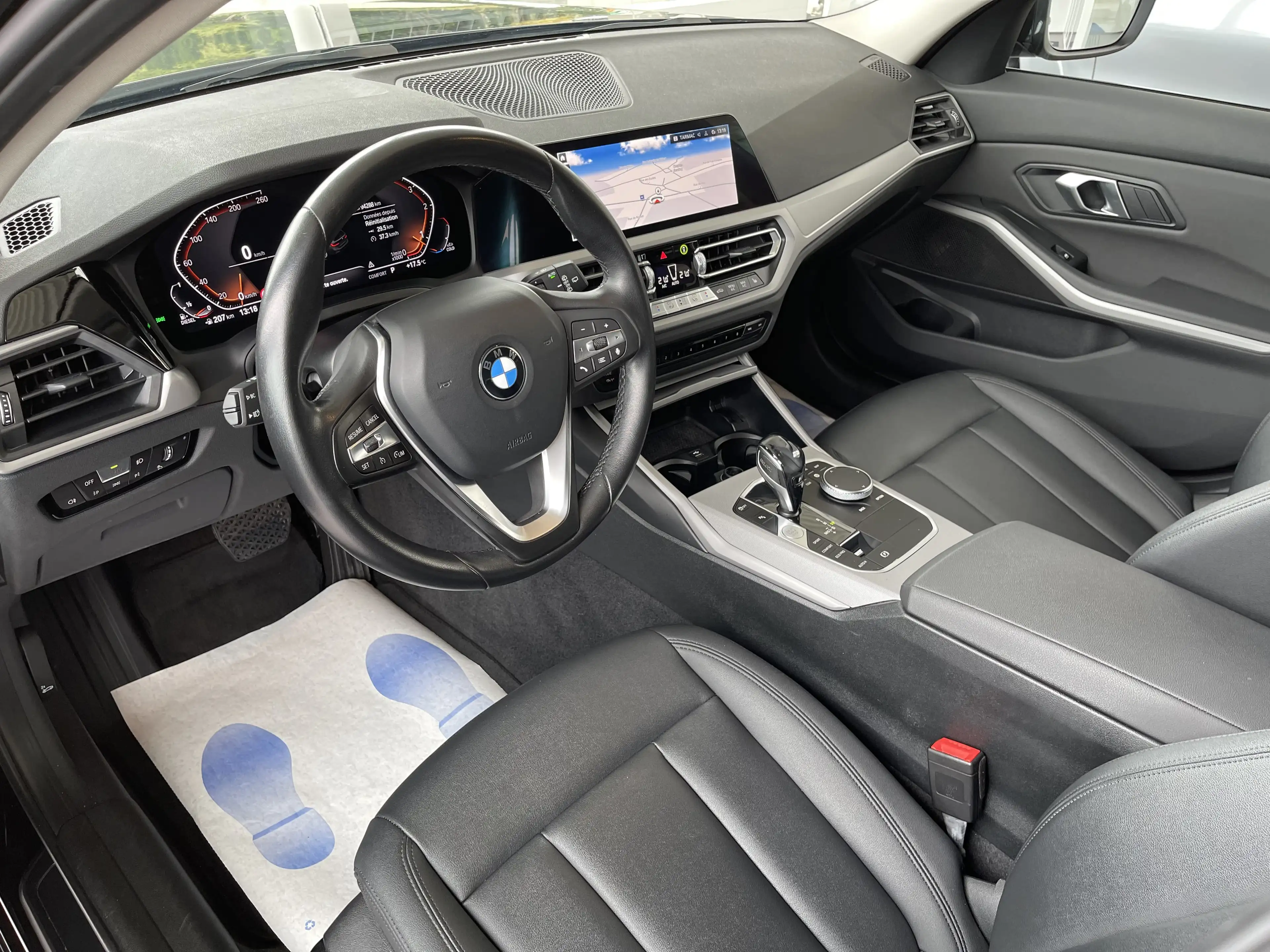 BMW 316 dA MHEV ** GARANTIE + COCKPIT + LED + CUIR + GPS *** — photo 11