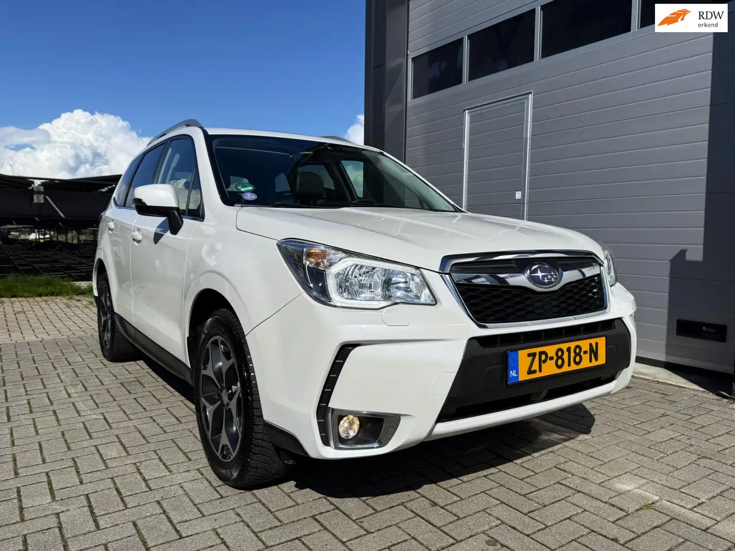 Subaru Forester 2.0 XT Sport Executive Schuif-/Kanteldak - Navigat Wit - 1