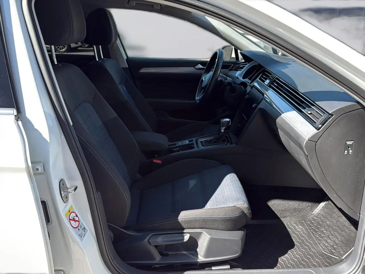 Volkswagen Passat GTE, миниатюра 9