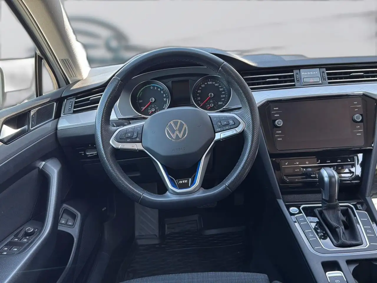 Volkswagen Passat GTE, миниатюра 12