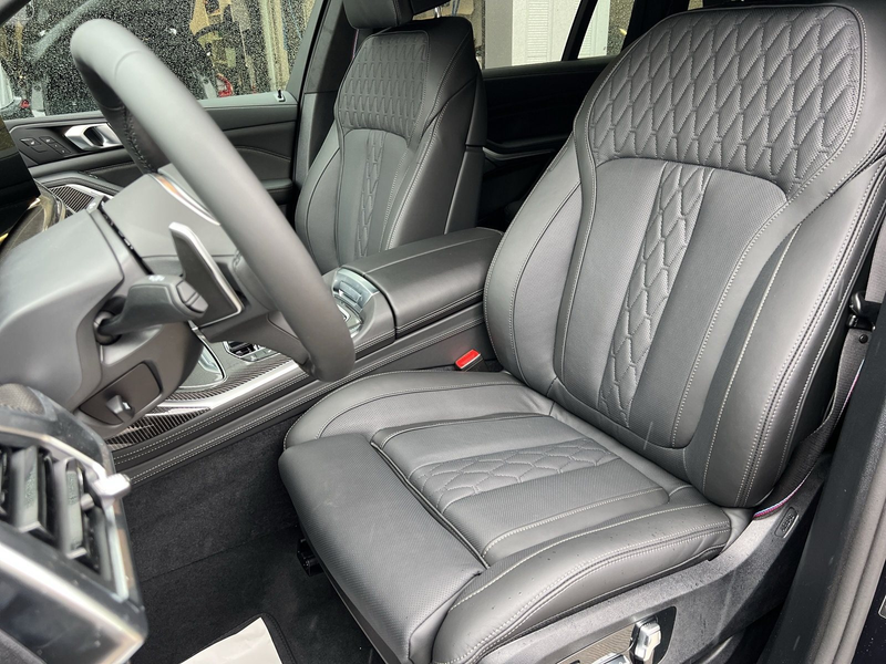 BMW X7 xDrive40d M Sportpaket B&W Surround UPE: 146.790 € — photo 9