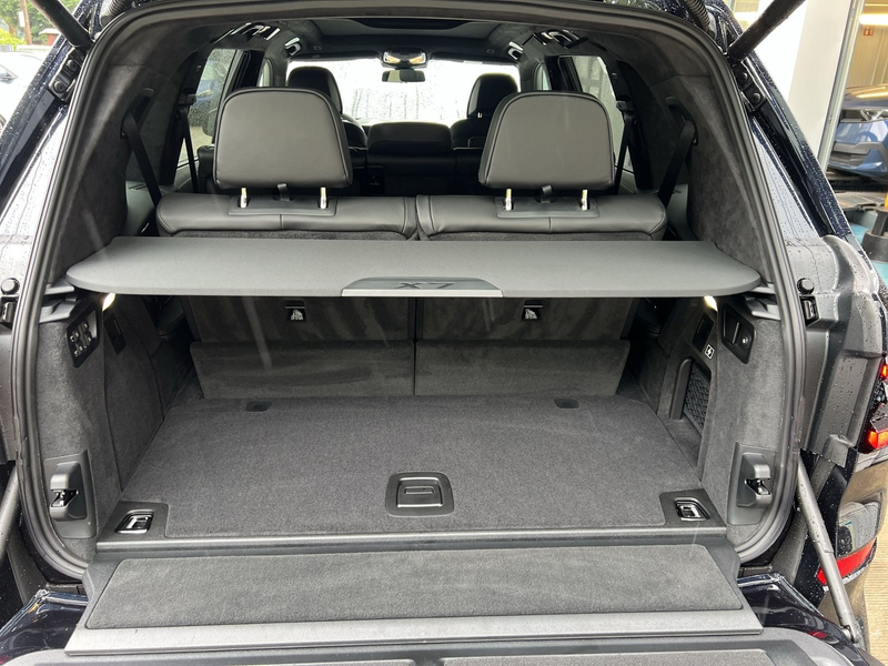 BMW X7 xDrive40d M Sportpaket B&W Surround UPE: 146.790 € — photo 7