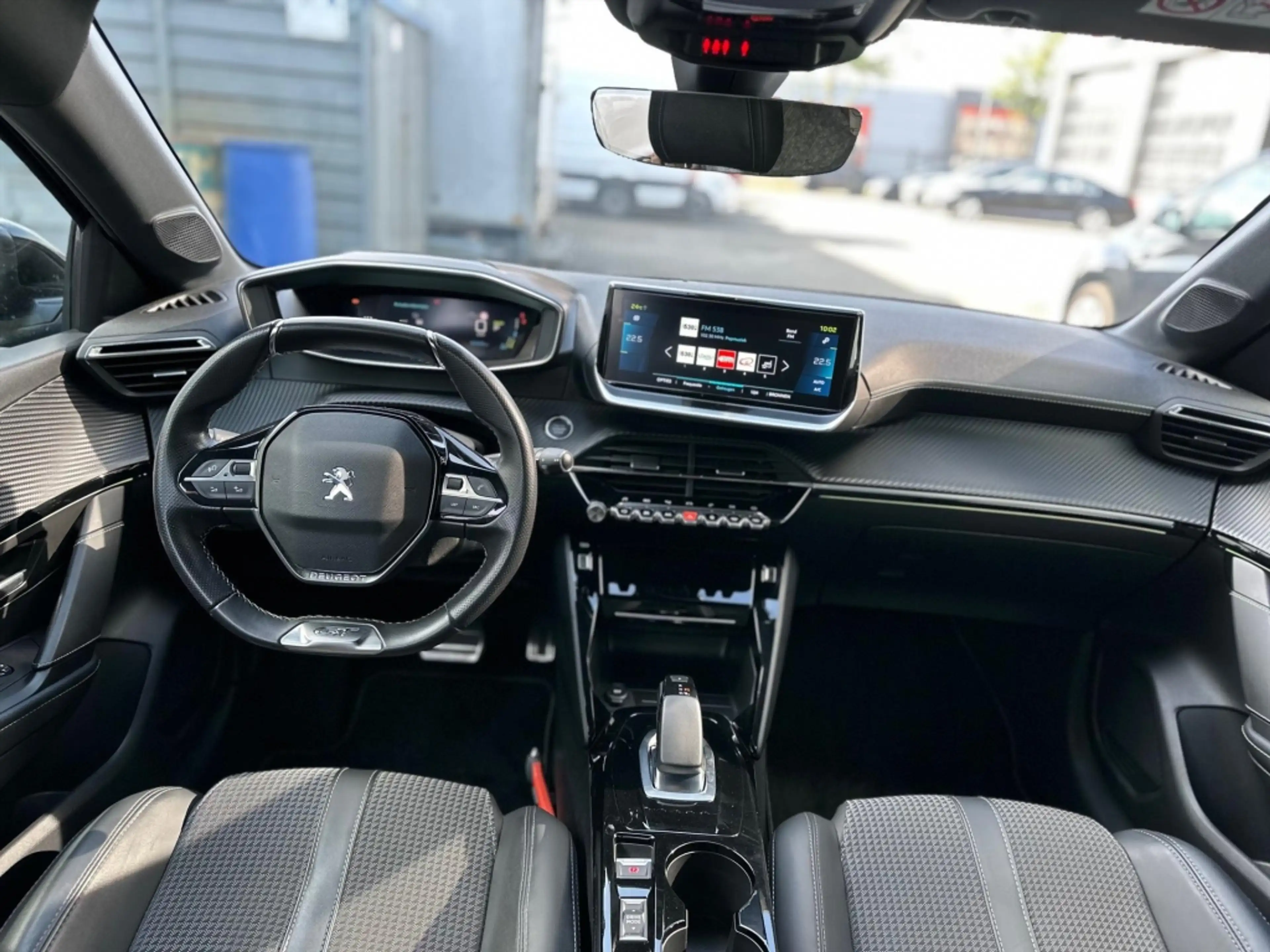 Peugeot e-208 EV 50kWh 136pk — photo 2