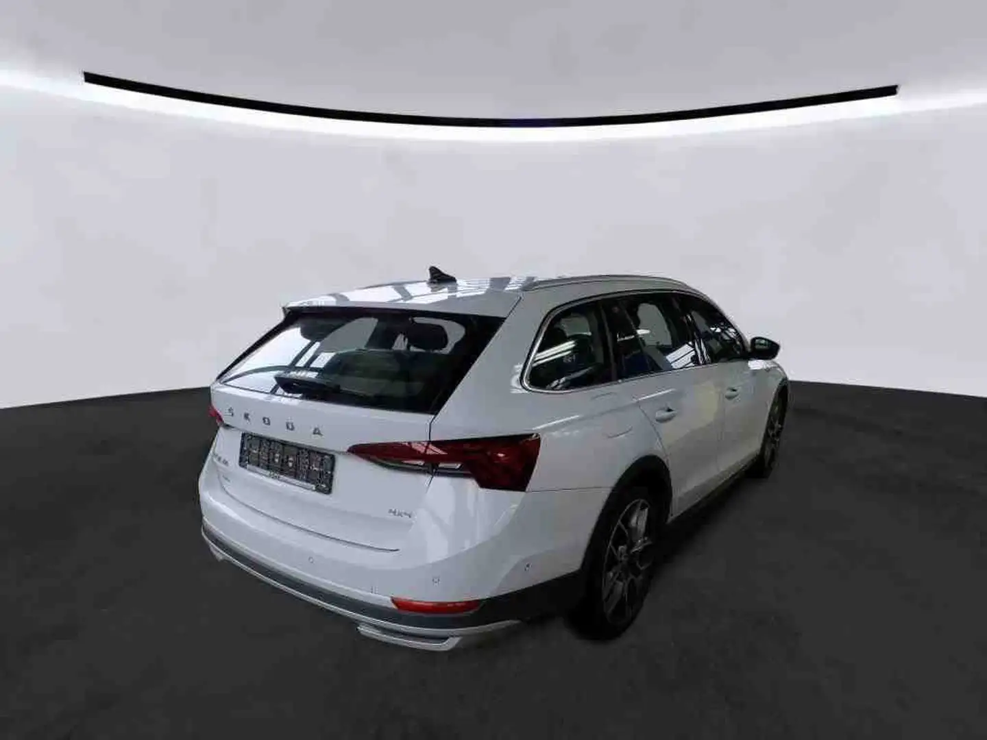 Skoda Octavia Combi Scout 4x4 *19Zoll*AHK*Standhzg*HUD*KAMERA* Biały - 2