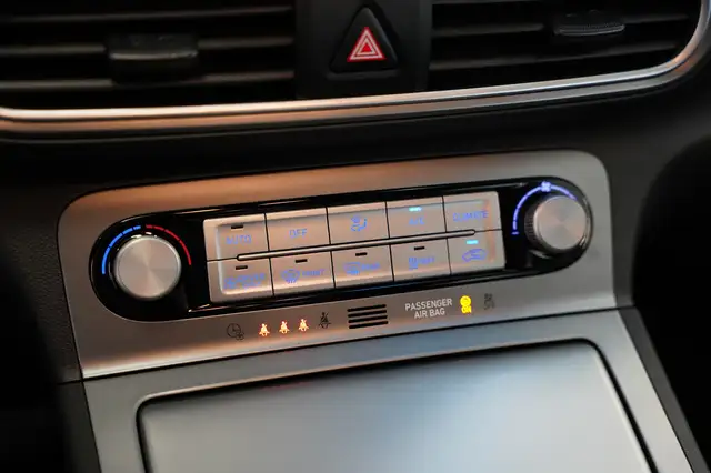 Hyundai Kona view 12