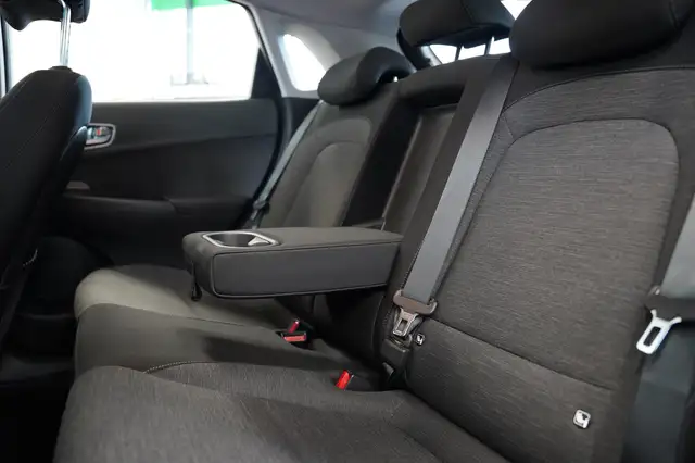 Hyundai Kona view 18