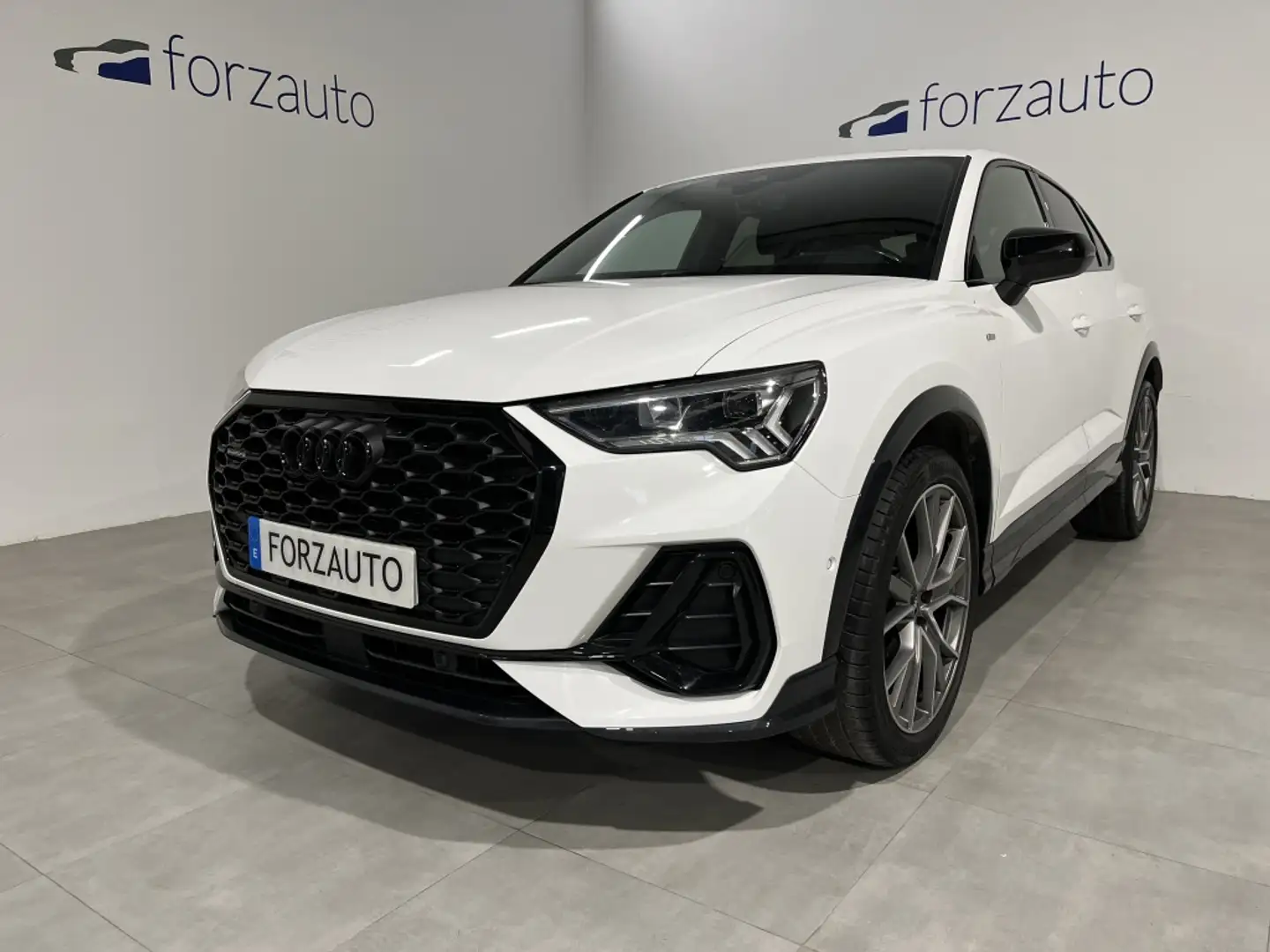 Audi Q3 Sportback 40 TDI Black line quattro S tronic 147kW Bianco - 1