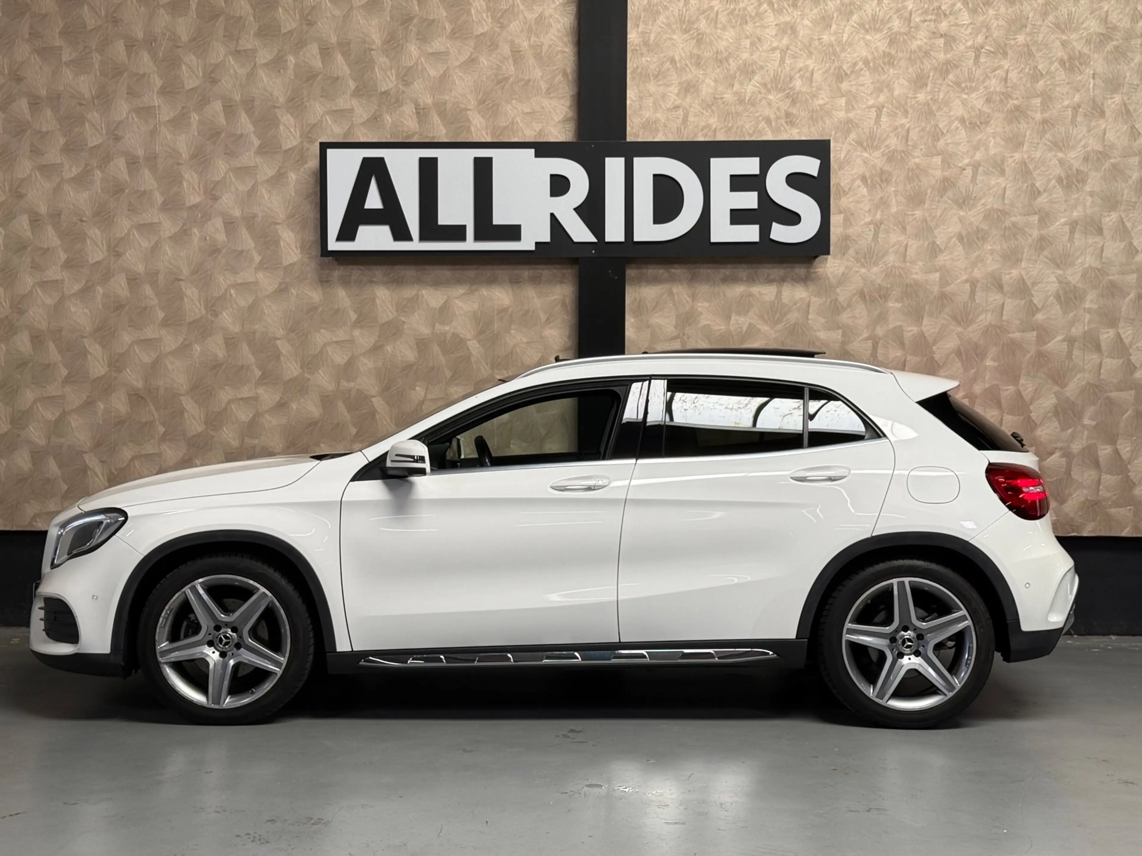 Mercedes-Benz GLA 250 Premium Plus Amg | Pano |H&K| Sfeerverlichting | 3 — photo 7