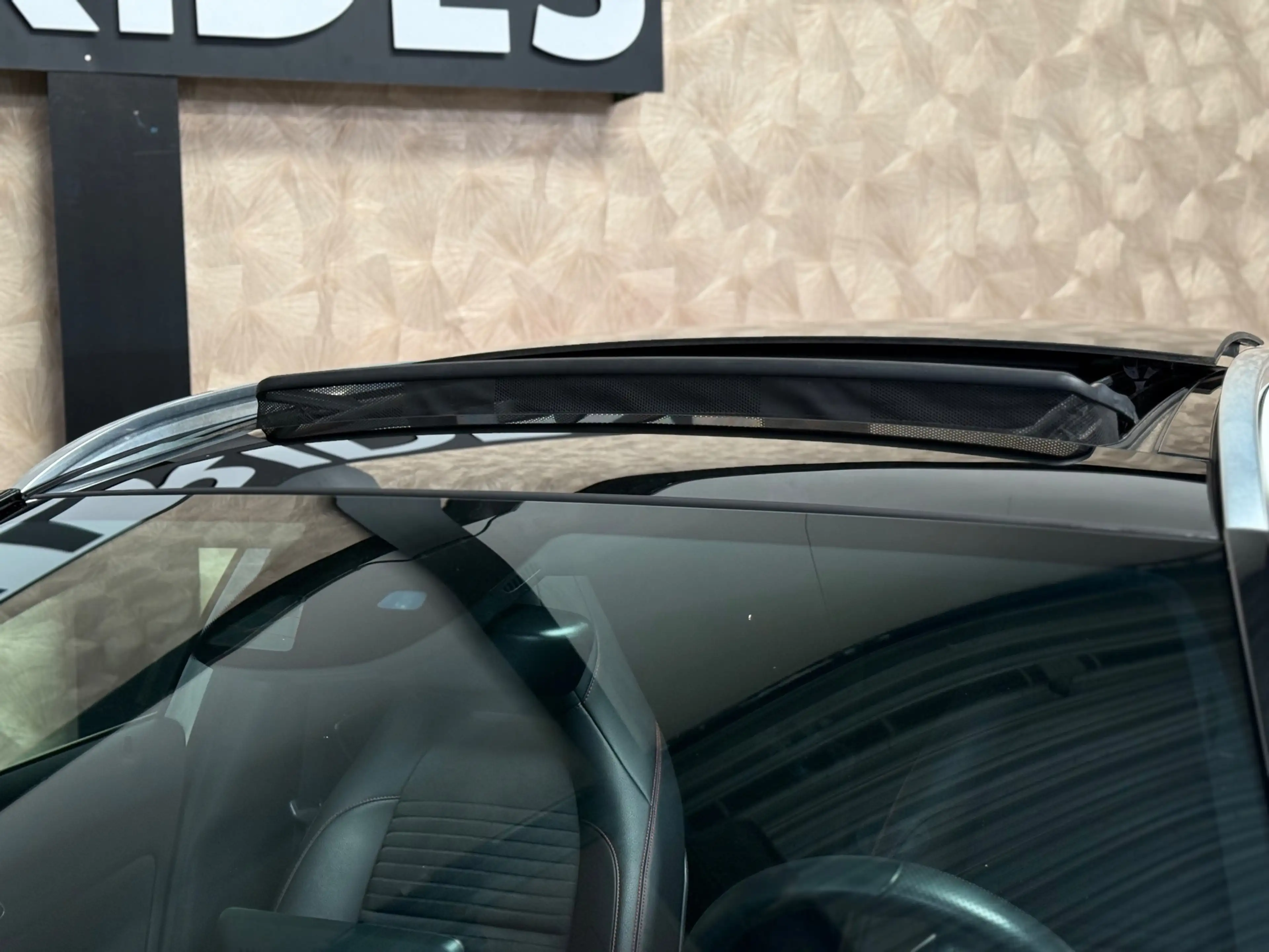 Mercedes-Benz GLA 250 Premium Plus Amg | Pano |H&K| Sfeerverlichting | 3 — photo 4