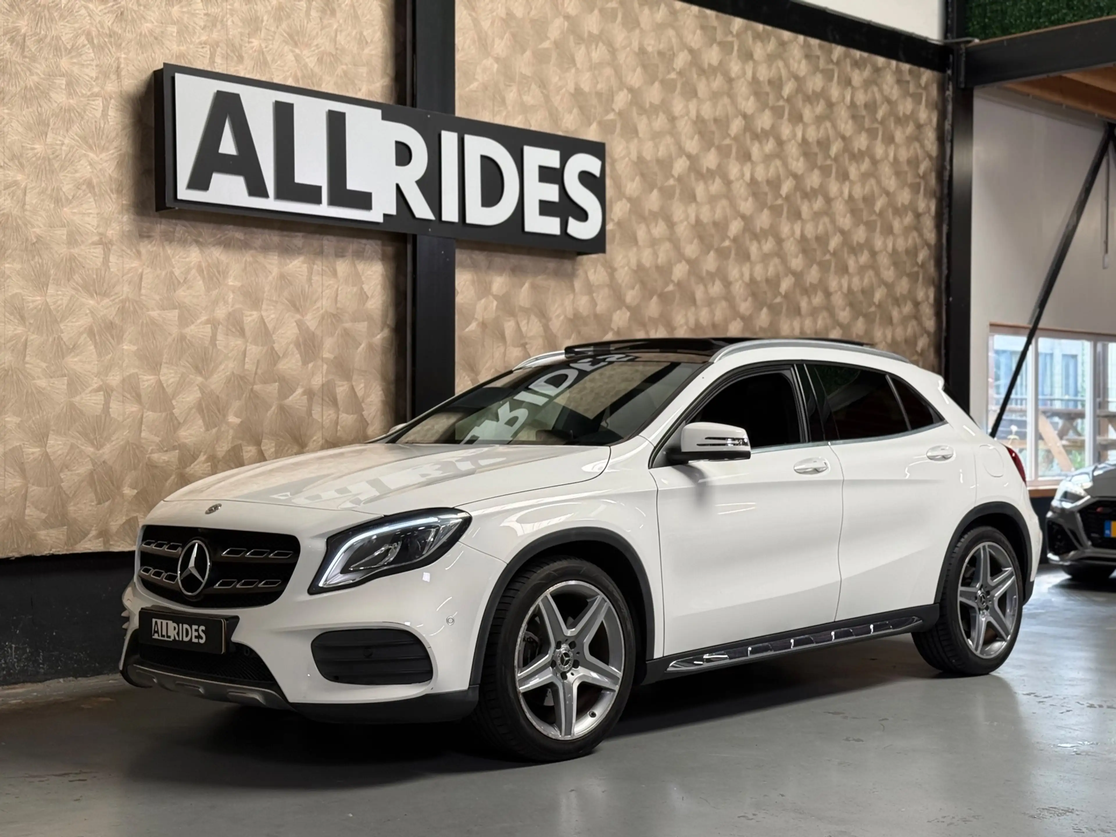 Mercedes-Benz GLA 250 Premium Plus Amg | Pano |H&K| Sfeerverlichting | 3 — photo 6