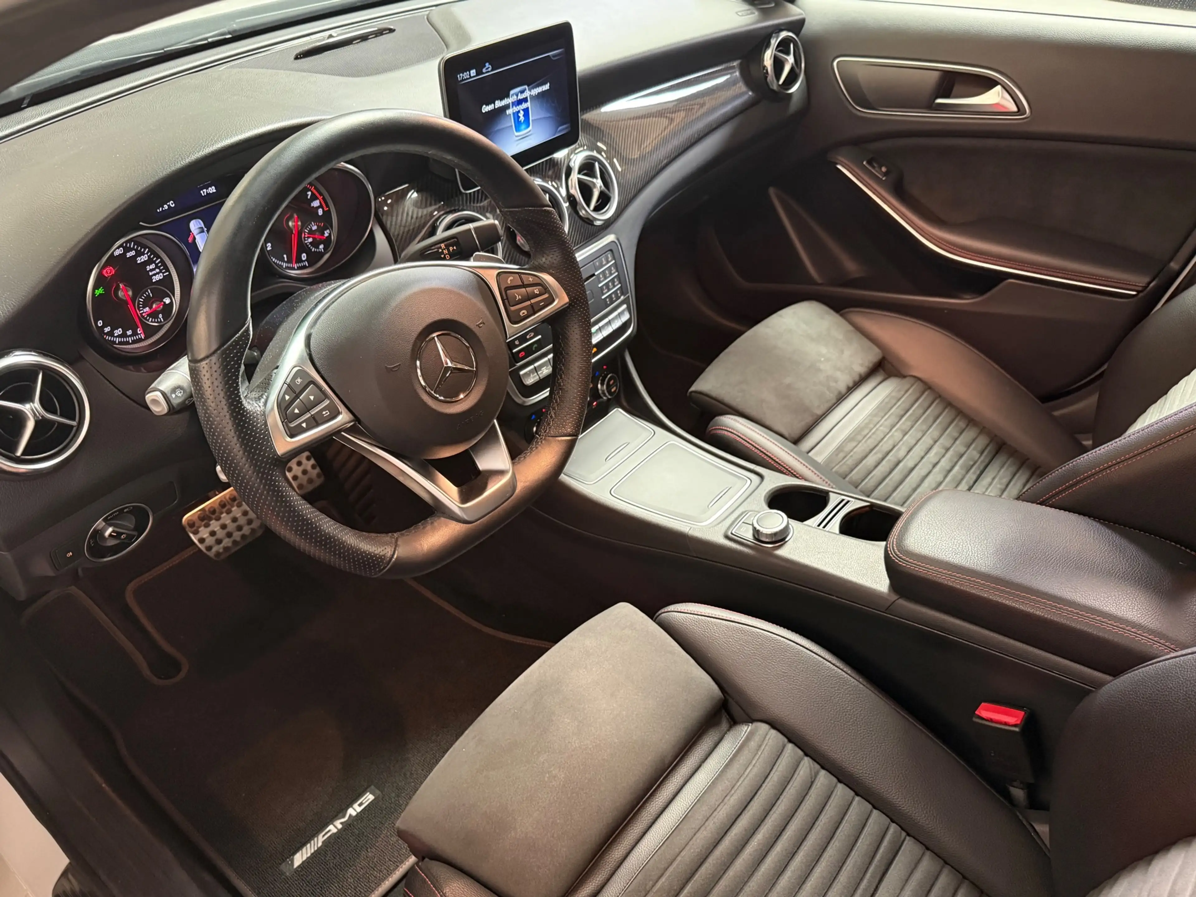 Mercedes-Benz GLA 250 Premium Plus Amg | Pano |H&K| Sfeerverlichting | 3 — photo 13
