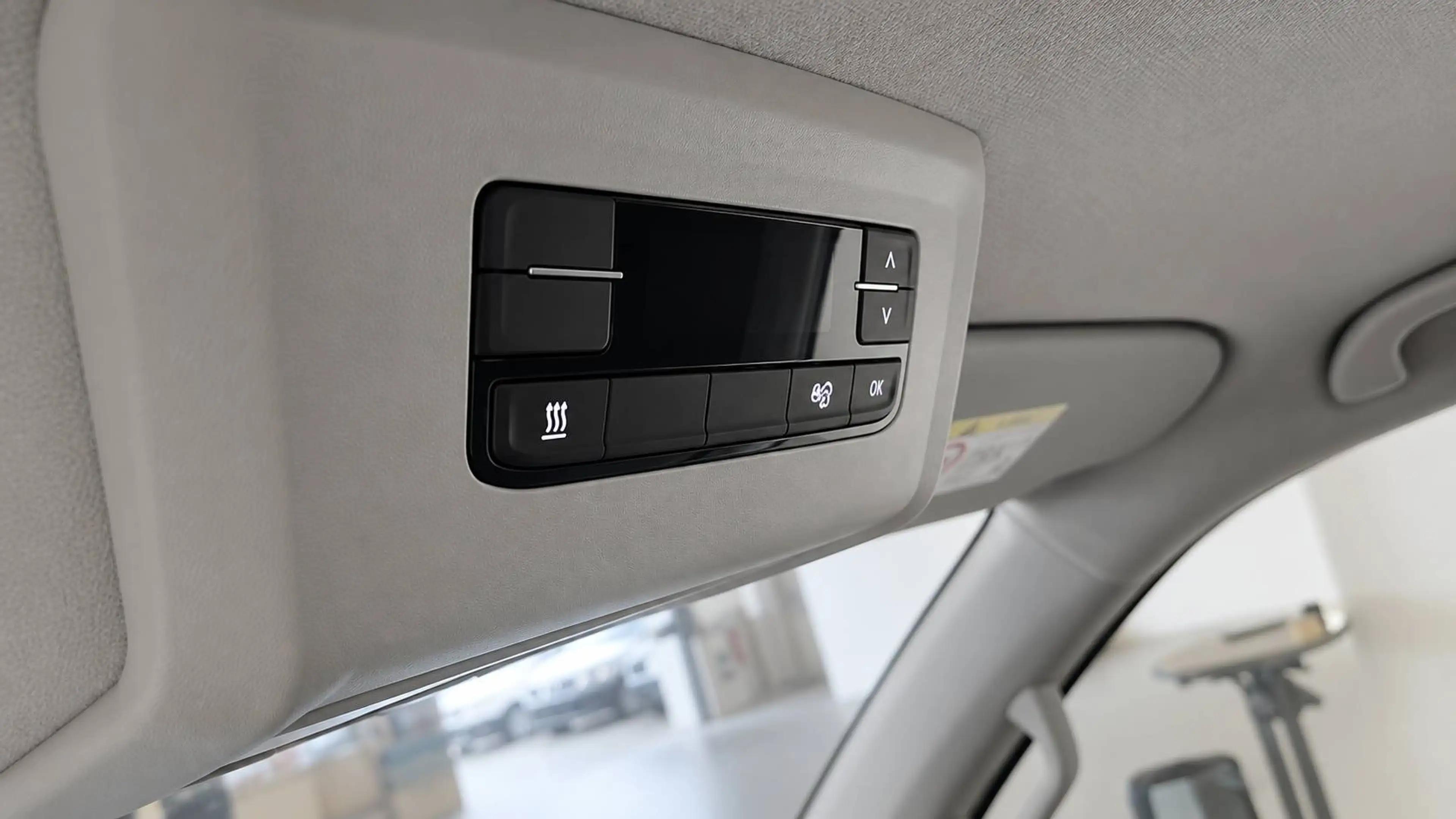Volkswagen T6.1 Transporter Transporter T6.1 DSG Lang*1.Hd*Standhz*Sitzhz* — photo 6