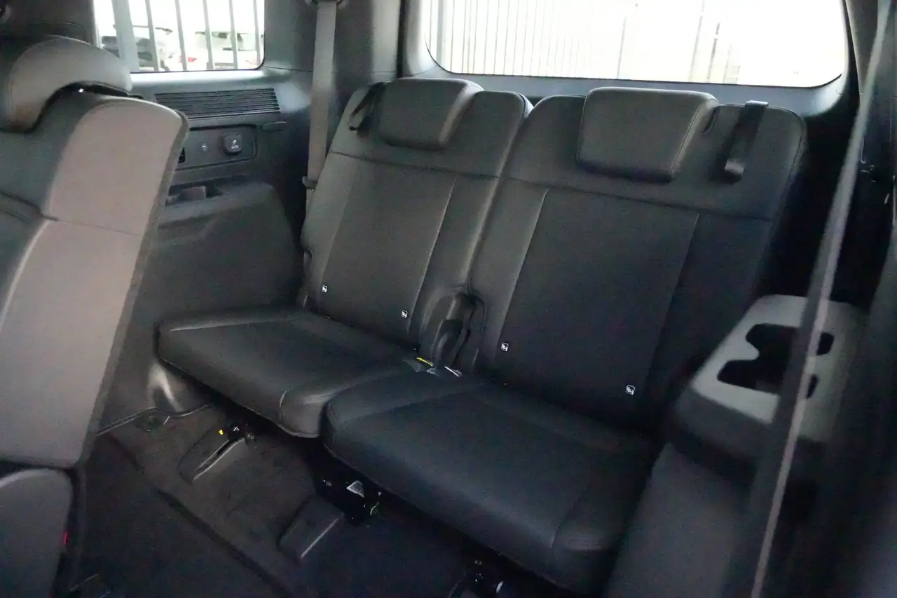 Hyundai SANTA FE 1.6 T-GDI PHEV Black Line 4WD 7p. 252pk Navigatie/ 35