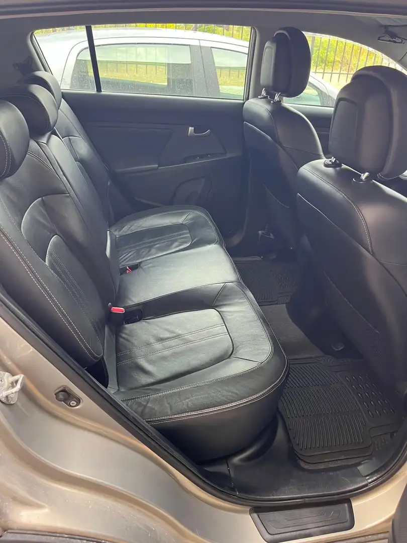 Kia Sportage Sportage 1.7 crdi Active 2wd Bronce - 2