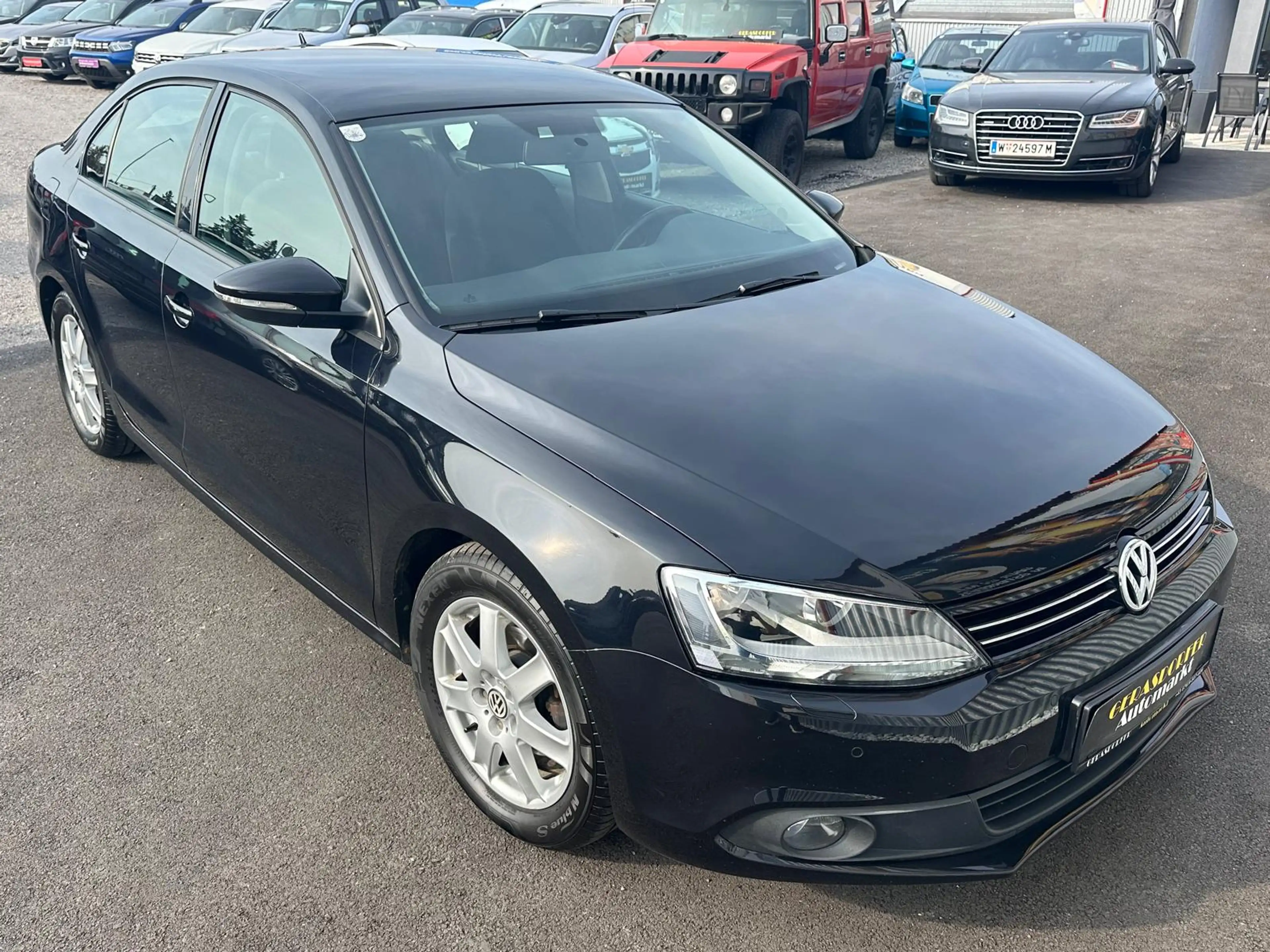Volkswagen Jetta 1.6 TDI Comfortline *Finanzierung* — photo 3