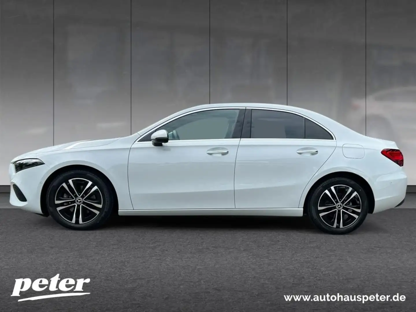 Mercedes-Benz A 200 d Limousine Progressive, AHV, Distronic Weiß - 2