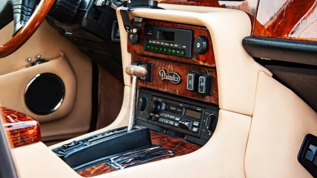 Jaguar Daimler Automatik Double Six, foto 10