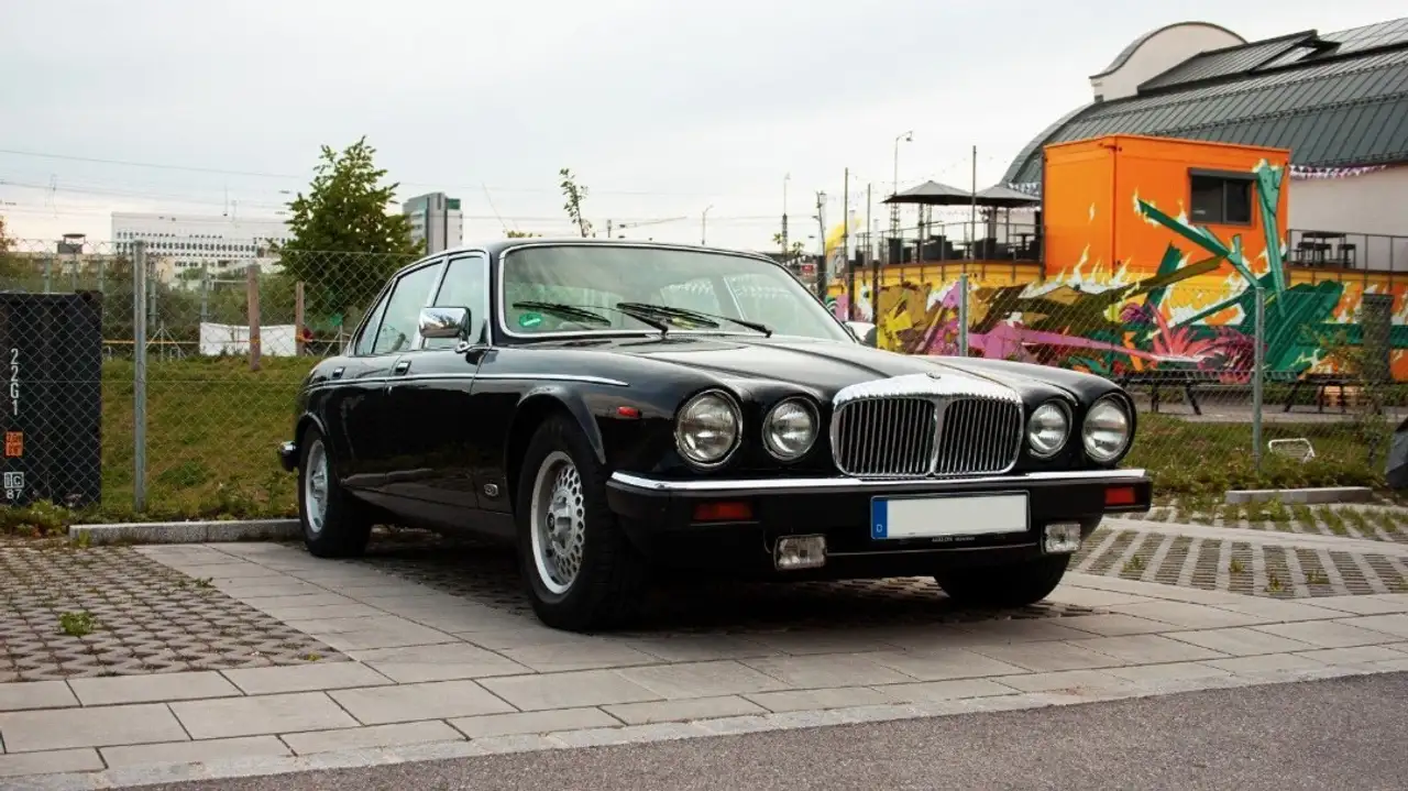 Jaguar Daimler Automatik Double Six, foto 1