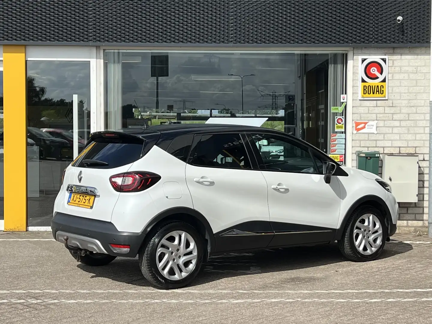 Renault Captur 1.2 TCe Intens Trekhaak | Navigatie | Key-less | L Blanc - 2
