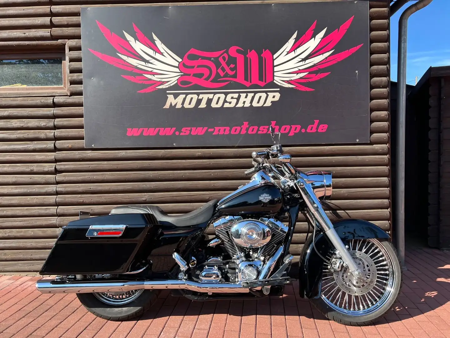 Harley-Davidson FLHRSI Road King Custom *Big Spoke Felgen* Schwarz - 1