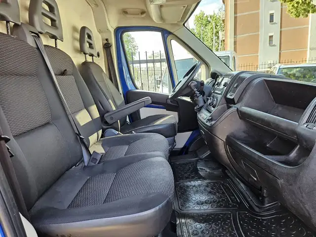 Citroen Jumper view 11