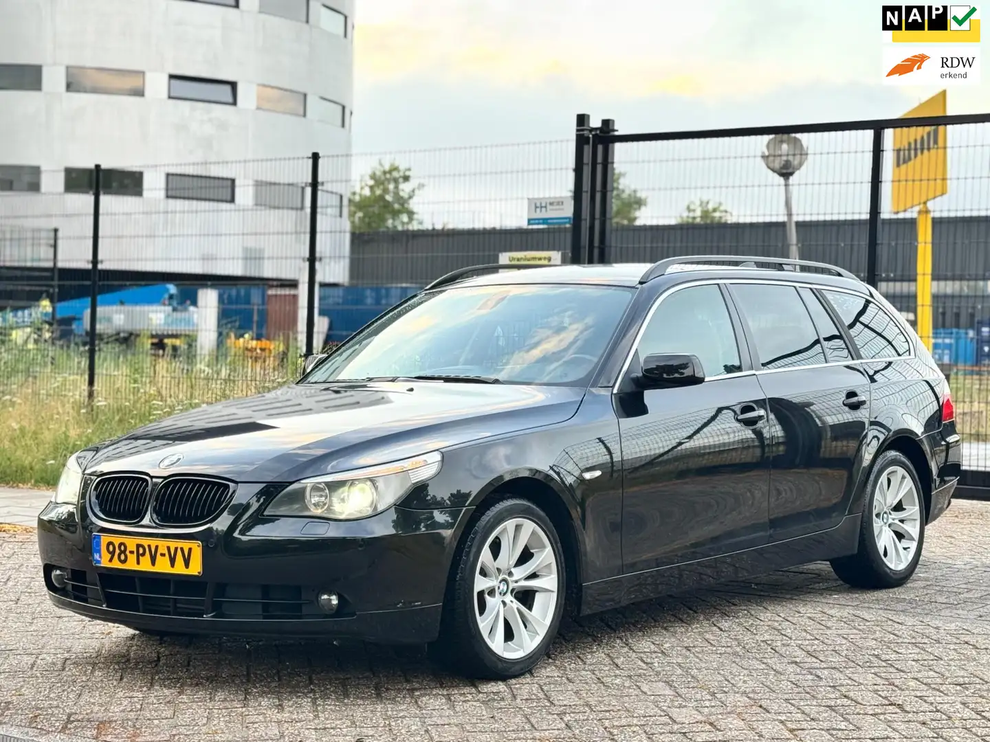 BMW 525 5-serie Touring 525i Executive/YOUNGTIMER|ORIGINEE Zwart - 1