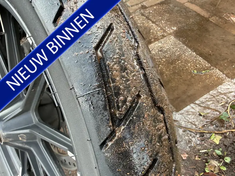 Harley-Davidson Sportster XL 883 - foto 5