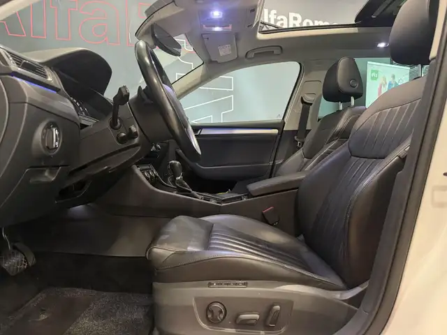 Skoda Superb view 26
