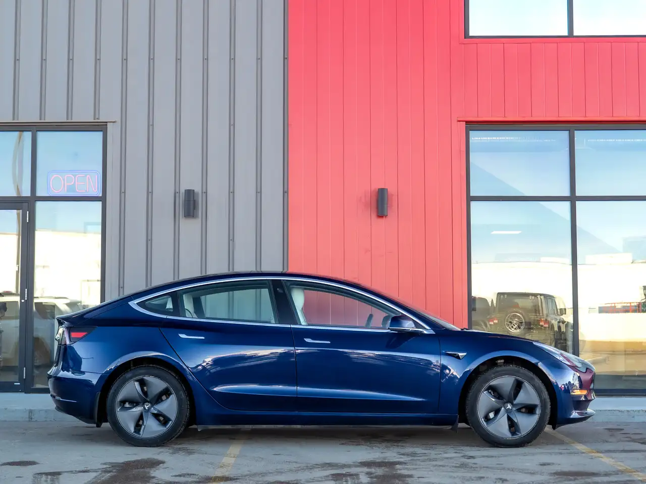 Tesla Model 3 fotografie Tesla Model 3