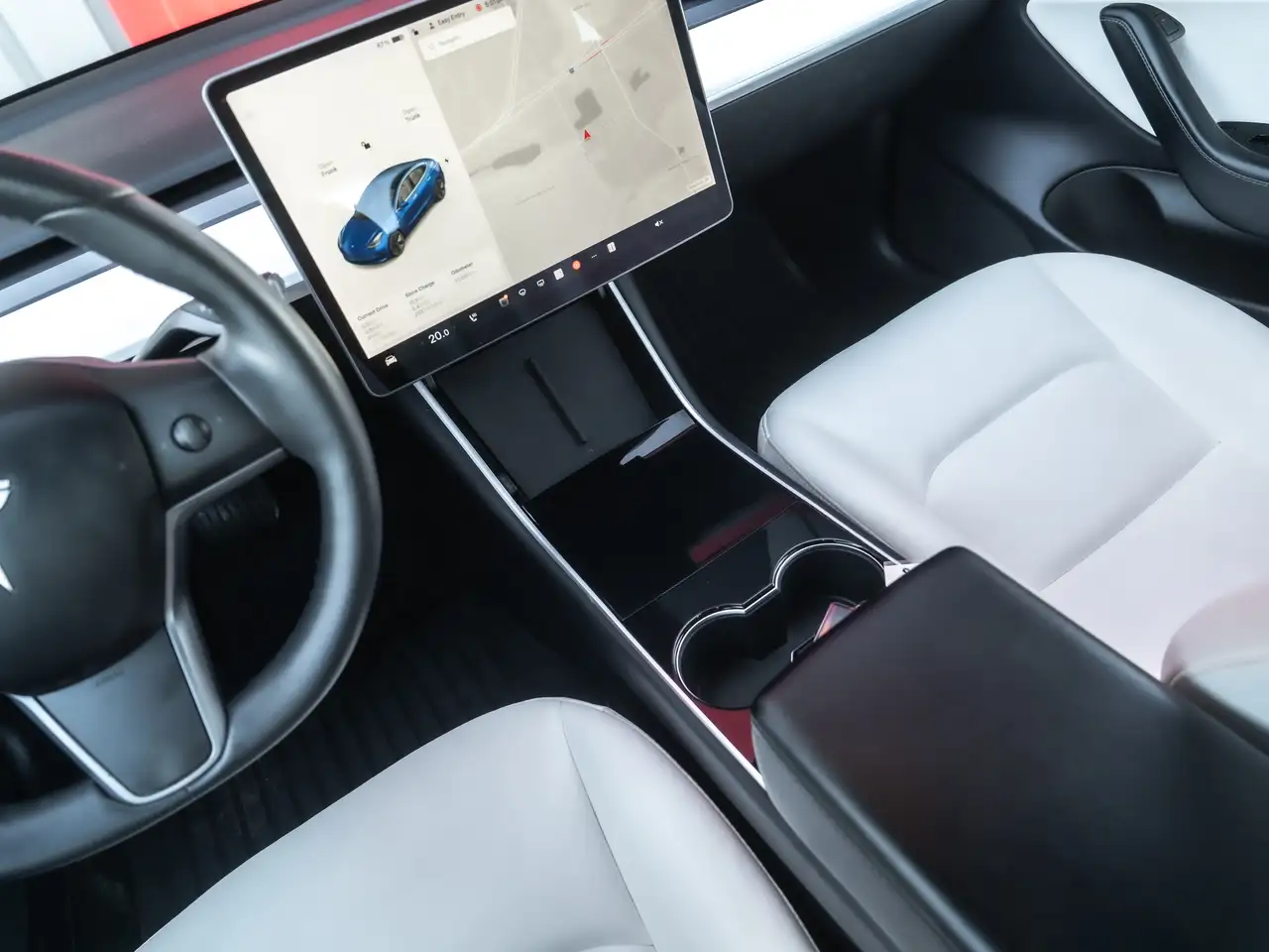 Tesla Model 3 fotografie Tesla Model 3