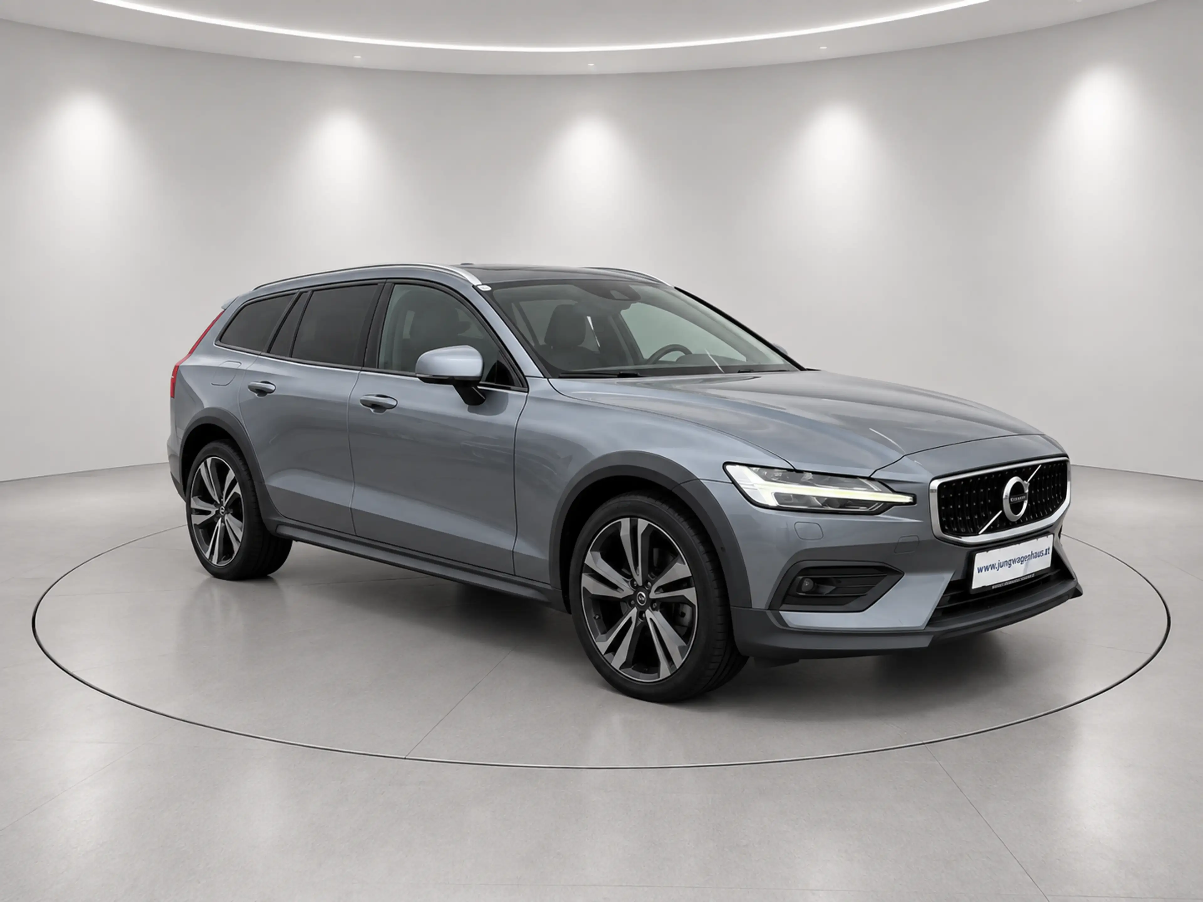 Volvo V60 Cross Country D4 AWD Pro Aut. NP 68.803.- — photo 3