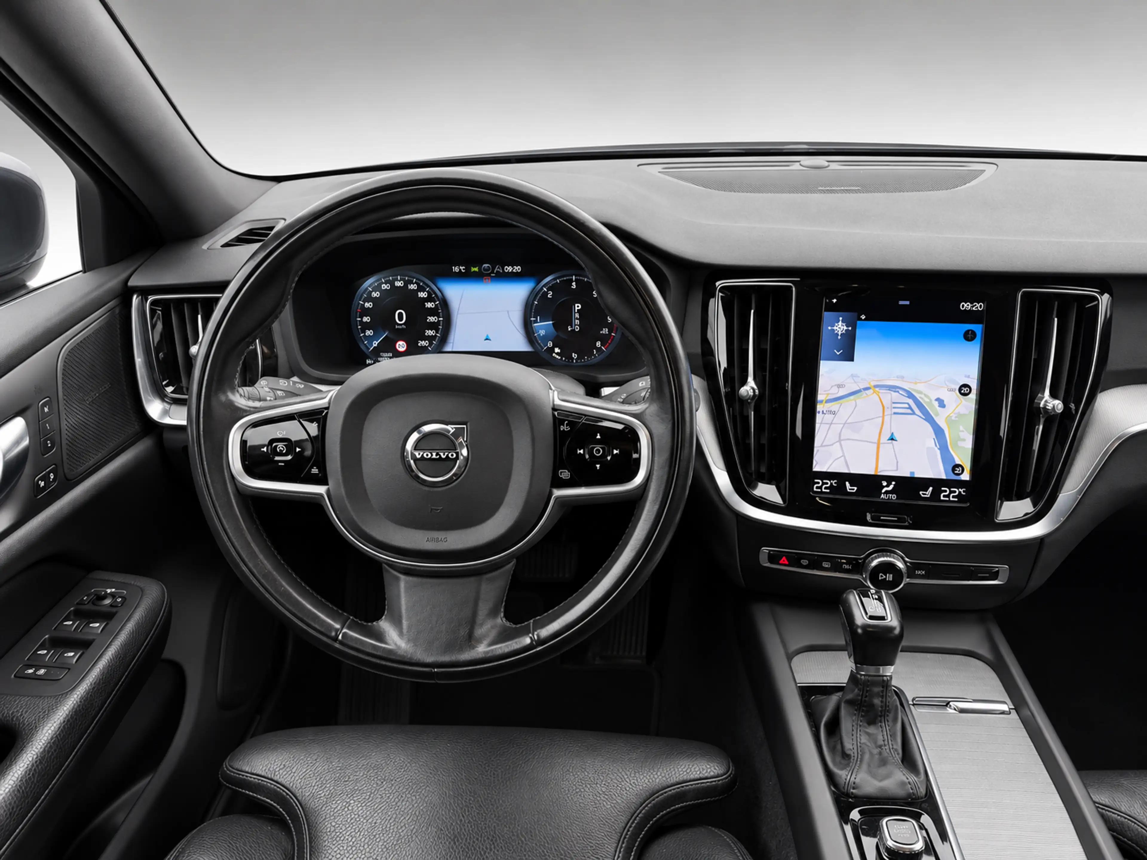 Volvo V60 Cross Country D4 AWD Pro Aut. NP 68.803.- — photo 13