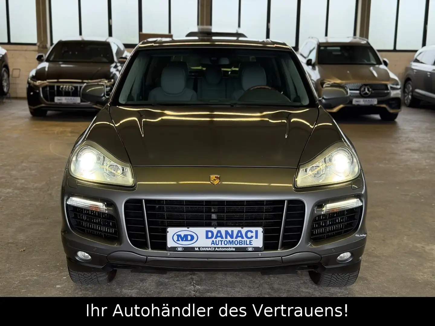 Porsche Cayenne Turbo*Xenon*Navi*Schiebedach*LUFT*BOSE Grau - 2