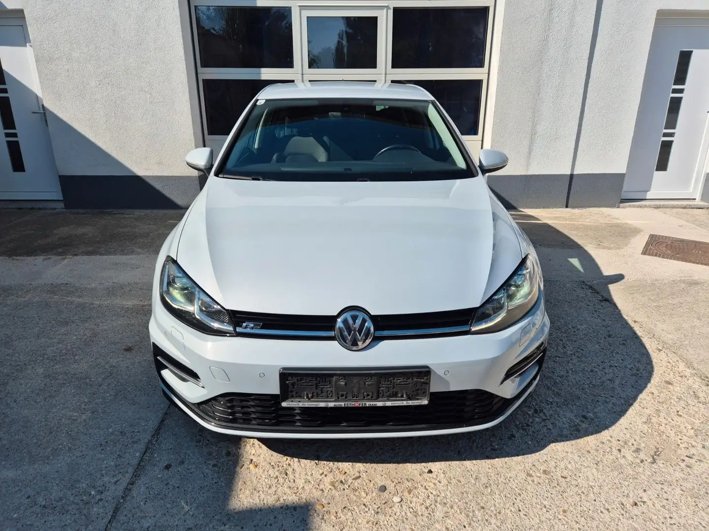 Volkswagen Golf VII 1,0 TSI R-Line Silber - 1
