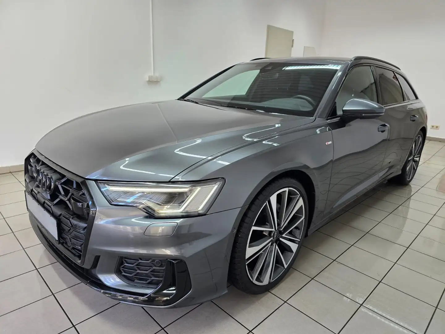 Audi A6 Avant 40 TDI design S Line Matrix B&O AHK 21" Gris - 1