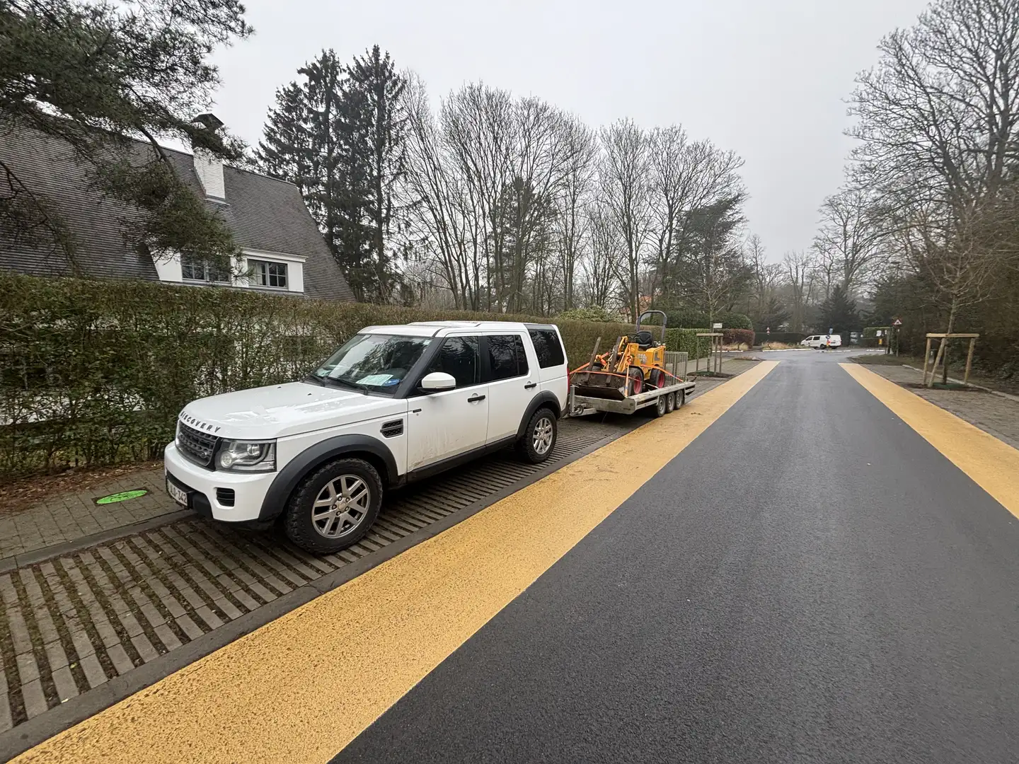 Land Rover Discovery 3.0 TDV6 S - 1