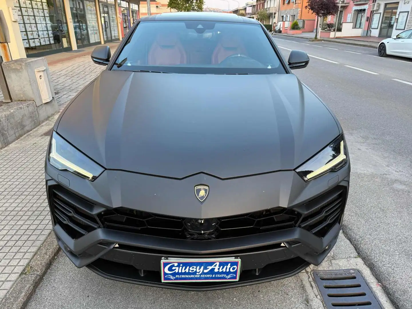 Lamborghini Urus 4.0 Nero - 2
