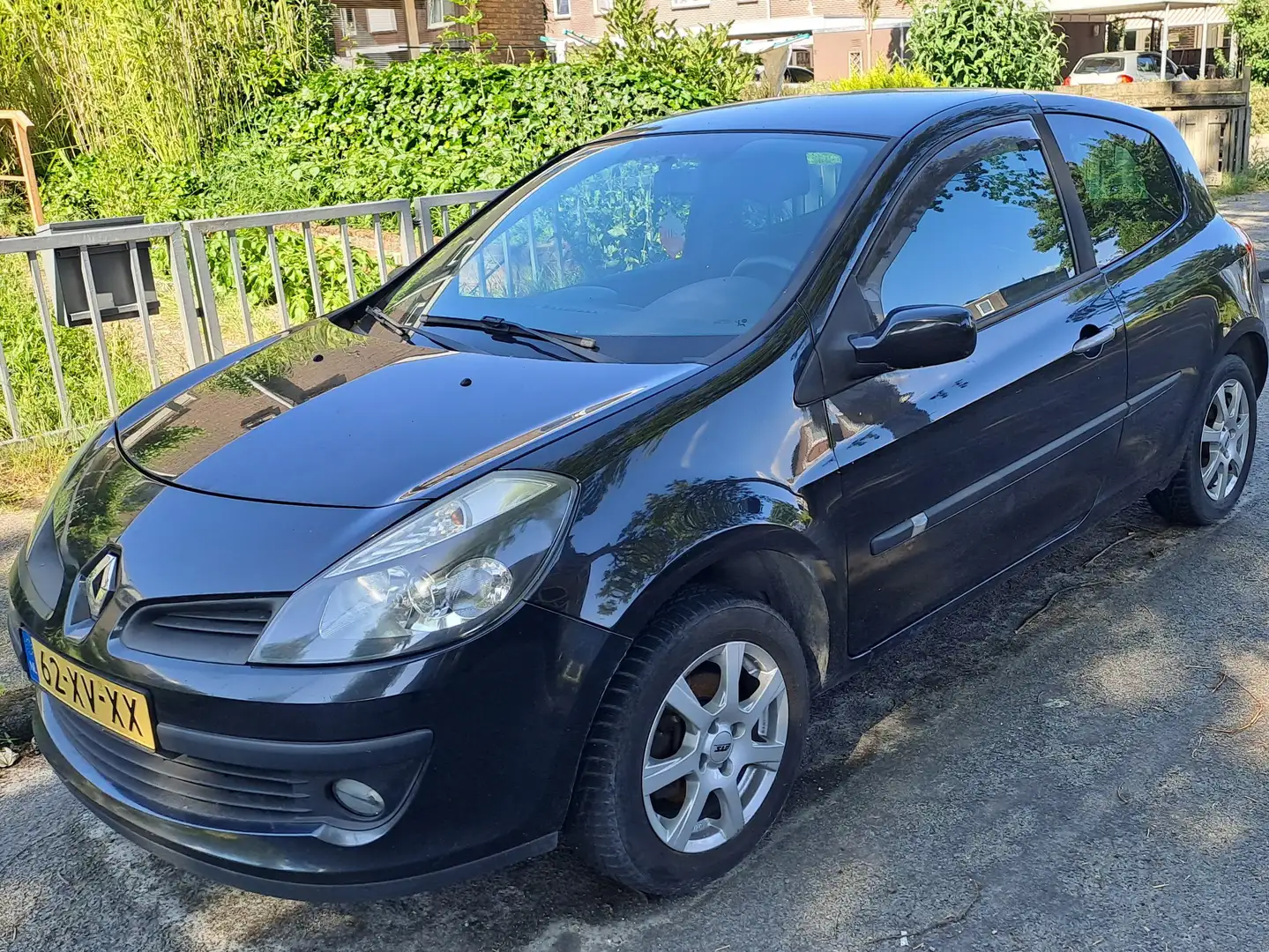 Renault Clio Clio 1.2 TCE Dynamique Zwart - 1