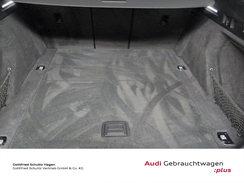 Audi Q8 e-tron 55 qu. S line MATRIX NAV AHK PAN B&O — photo 8