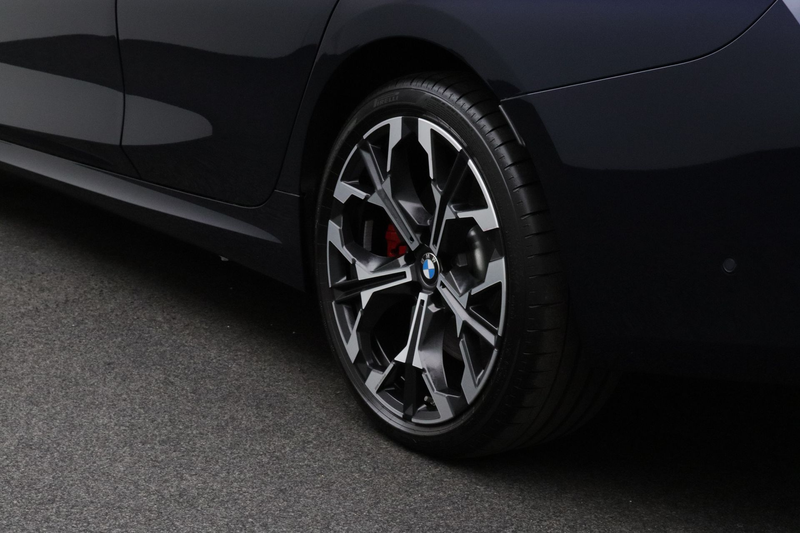 BMW 330 3-serie 330e — photo 6