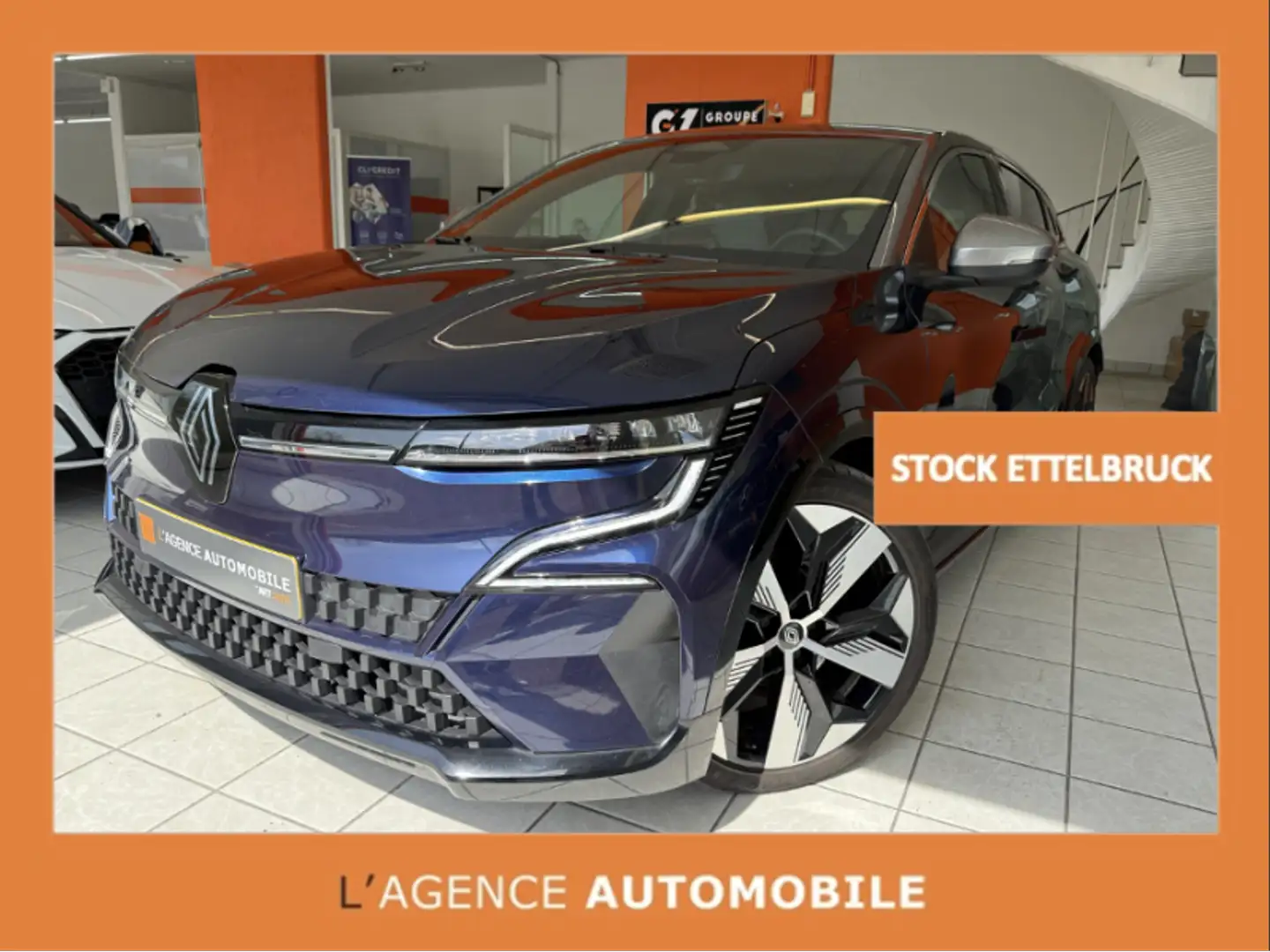 Renault Megane E-Tech Bleu - 1