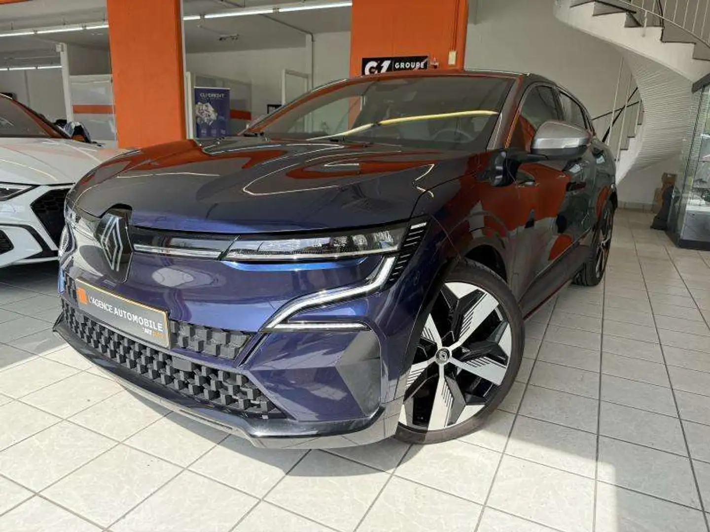 Renault Megane E-Tech Bleu - 2