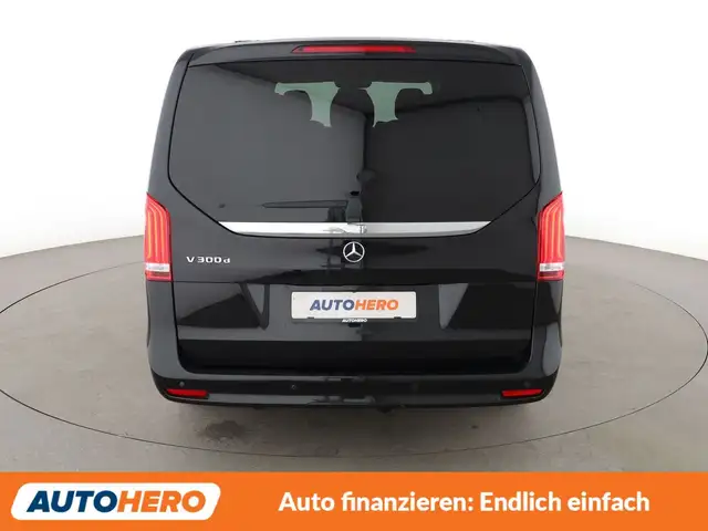 Mercedes-Benz V-Class view 5