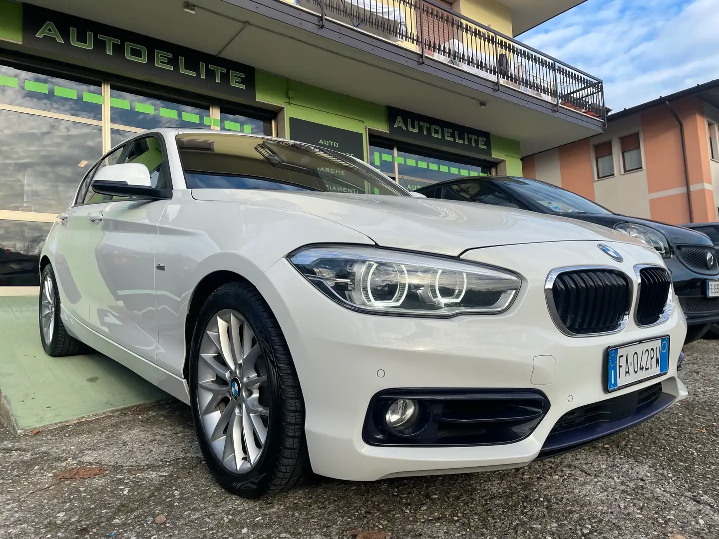 BMW 120 D Sport 190 CV 5 Porte Auto Tetto Navi Distronic Biały - 1