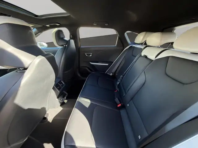 Kia K4 view 10