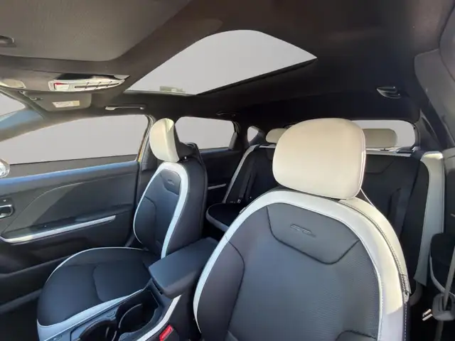 Kia K4 view 9