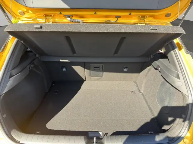 Kia K4 view 6