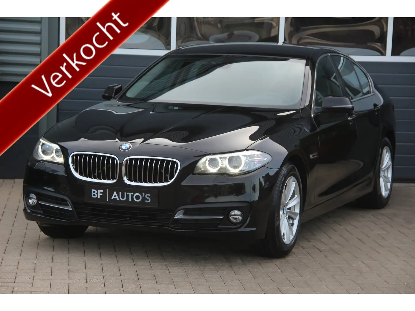 BMW 520 5-serie 520d High Exe 2e eigenaar Gr.Navi | ECC | Zwart - 1