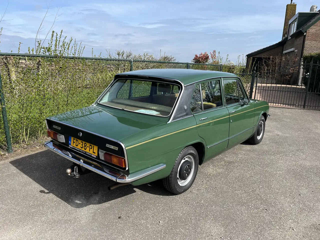 Triumph Dolomite 1850 HL, foto 3