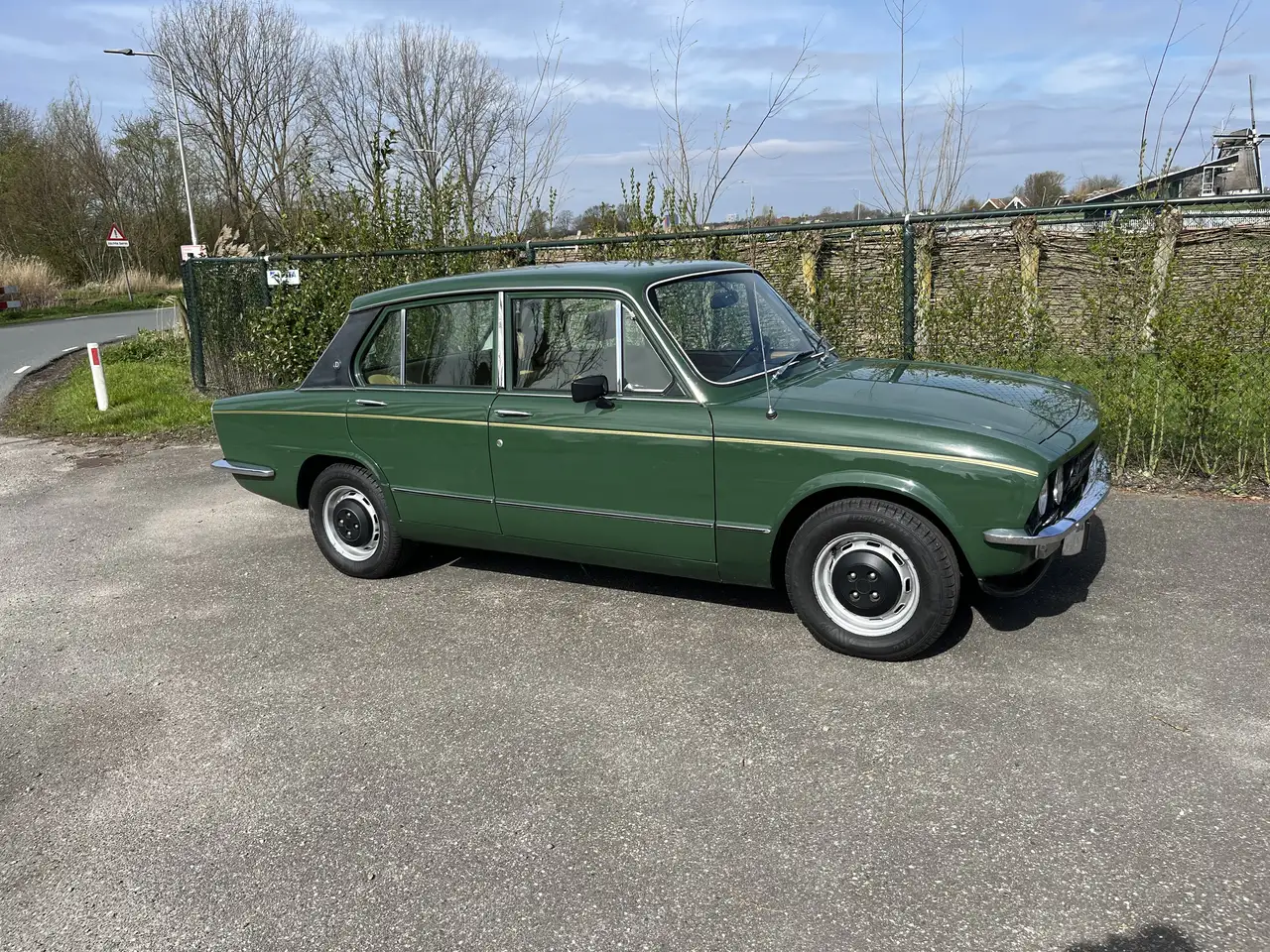 Triumph Dolomite 1850 HL, foto 2